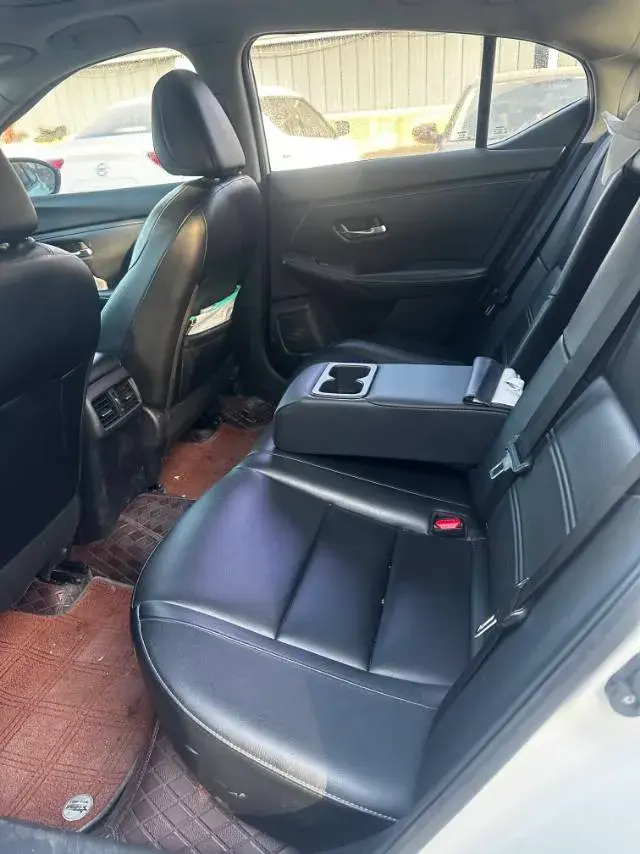 2021 NISSAN SYLPHY thumbnail 4