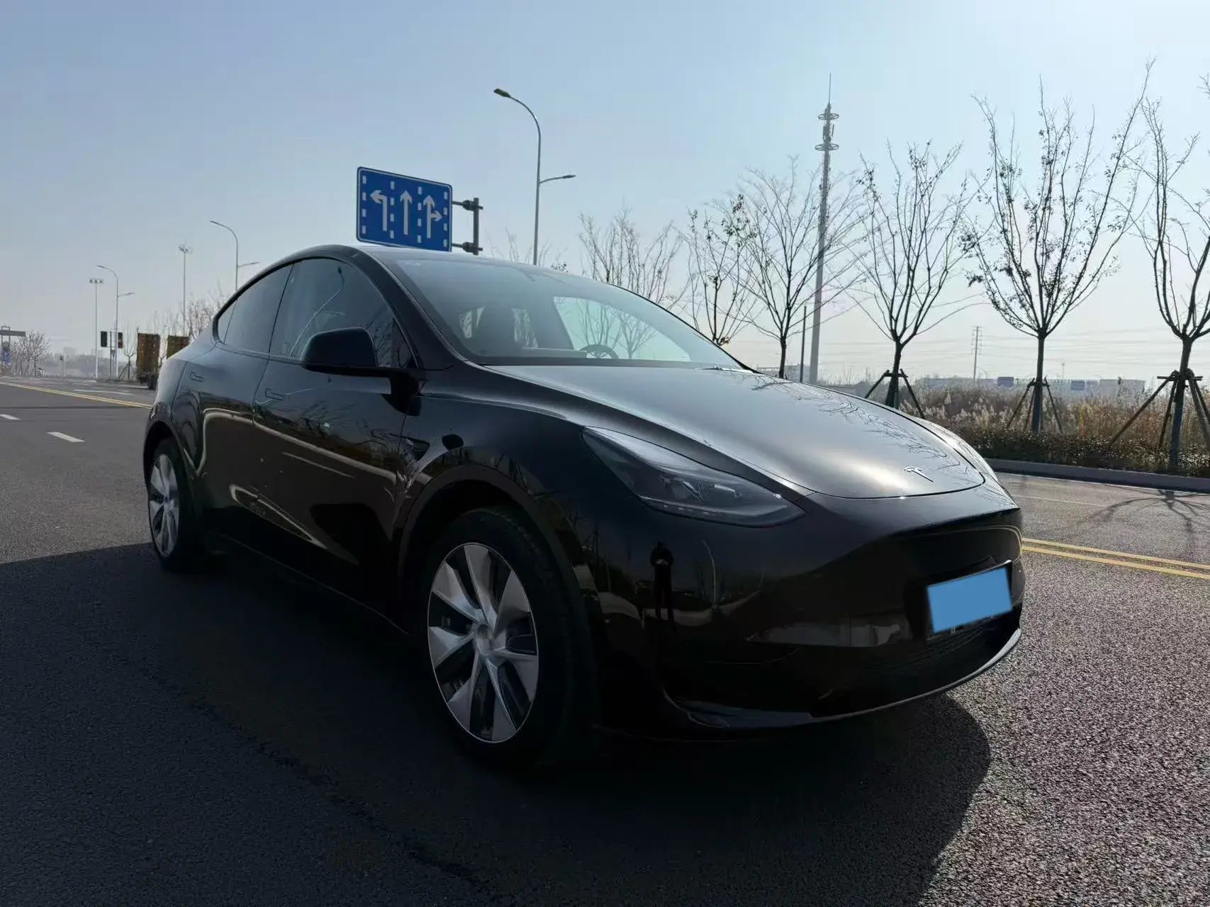 2022 TESLA MODEL thumbnail 3