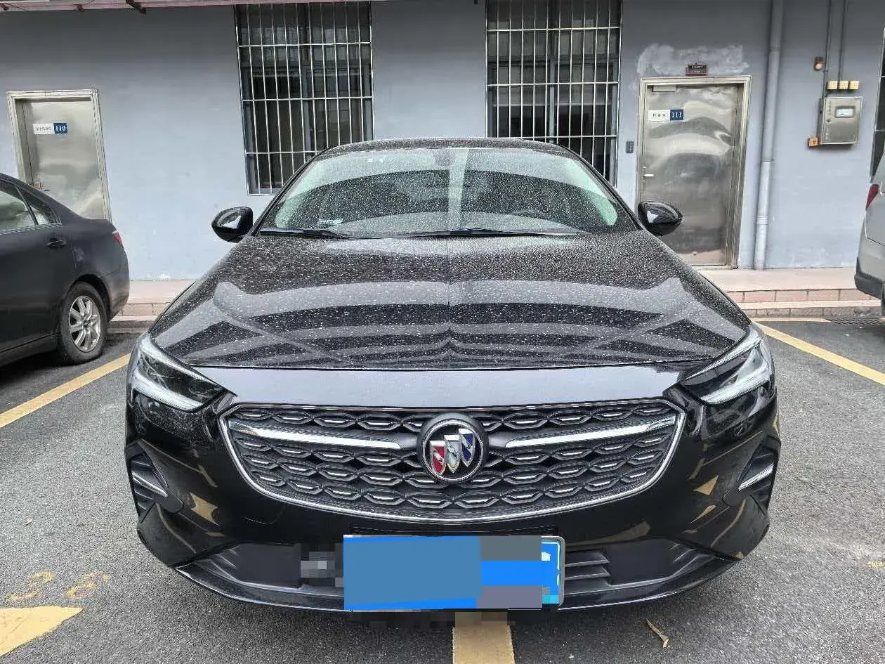 2022 BUICK REGAL thumbnail 2