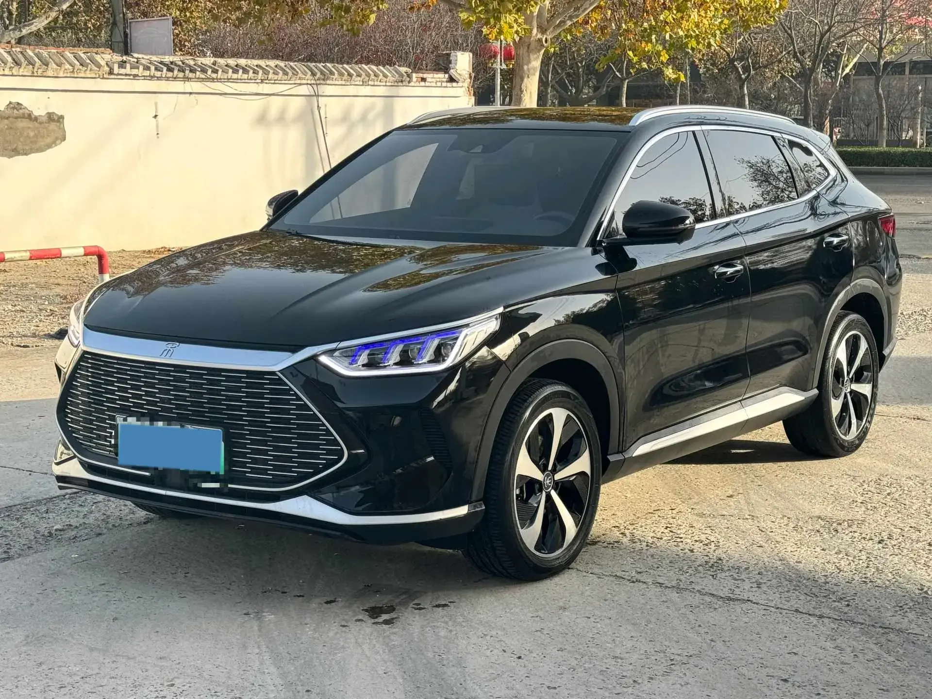 2021 BYD SONG view 1