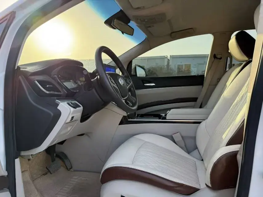 2021 BUICK GL8 thumbnail 4