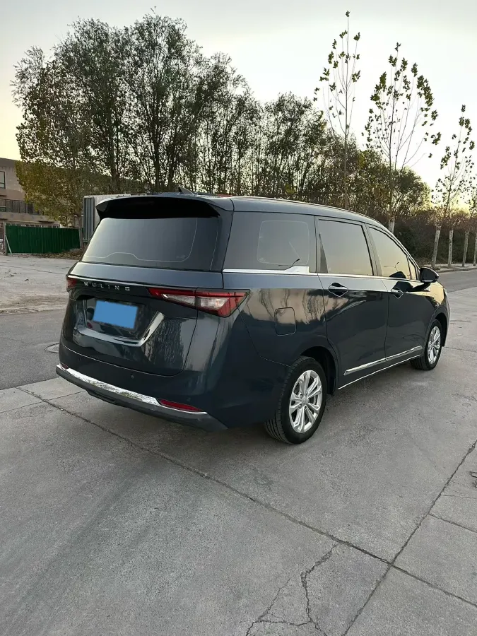 2022 WuLing JiaChen 1.5L 99HP L4 6MT,autocango,china used car exporter,china ev exporter,chinese used car exporter,chinese used ev exporter