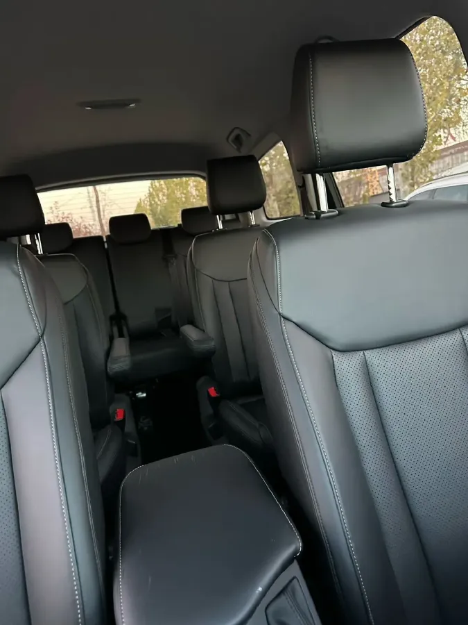 2022 WuLing JiaChen 1.5L 99HP L4 6MT,autocango,china used car exporter,china ev exporter,chinese used car exporter,chinese used ev exporter