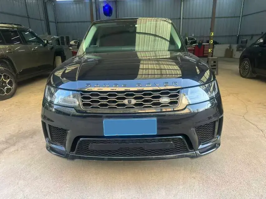 2022 LAND ROVER thumbnail 2