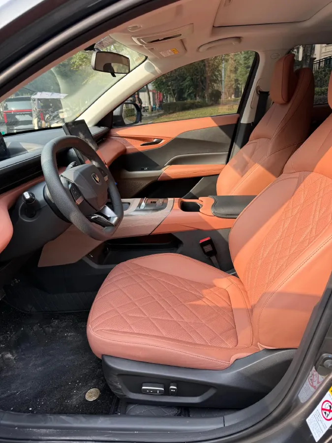 2025 ChangAn EadoPHEV 1.5L 98HP L4 E-CVT PHEV,autocango,china used car exporter,china ev exporter,chinese used car exporter,chinese used ev exporter