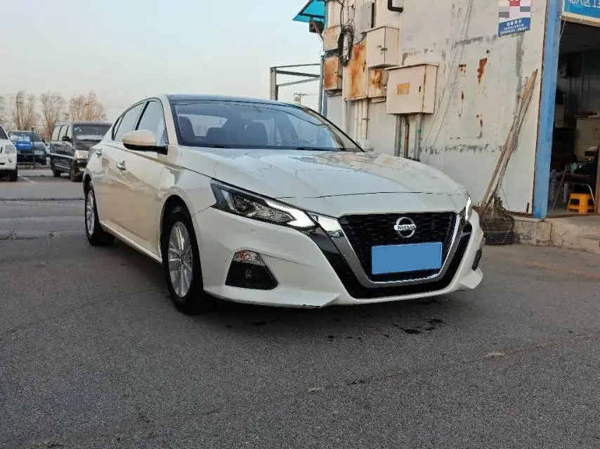 2019 NISSAN TEANA thumbnail 3