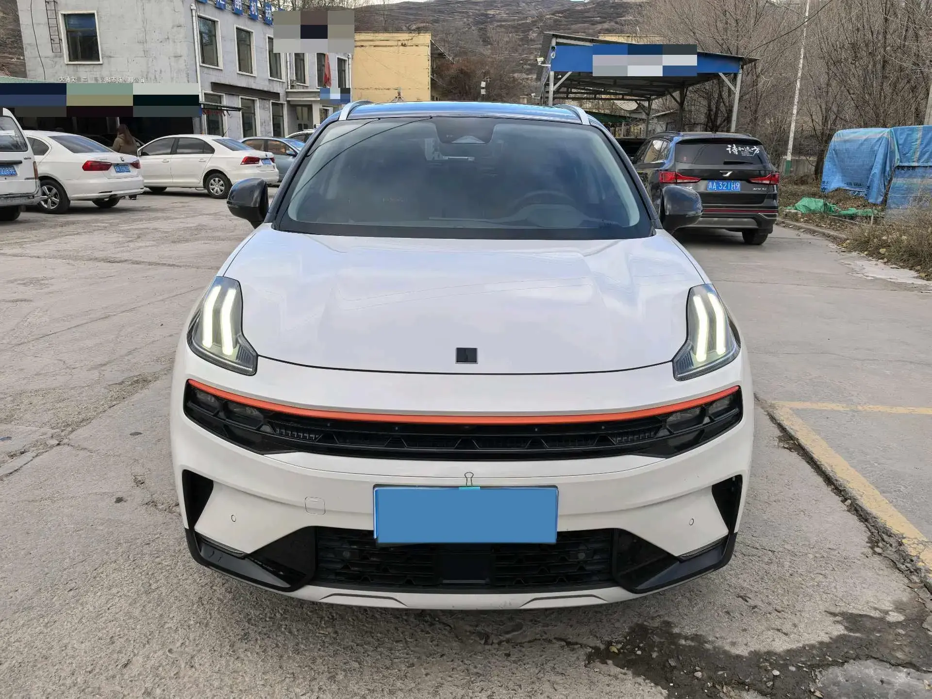 2022 LYNK&CO 06 thumbnail 2