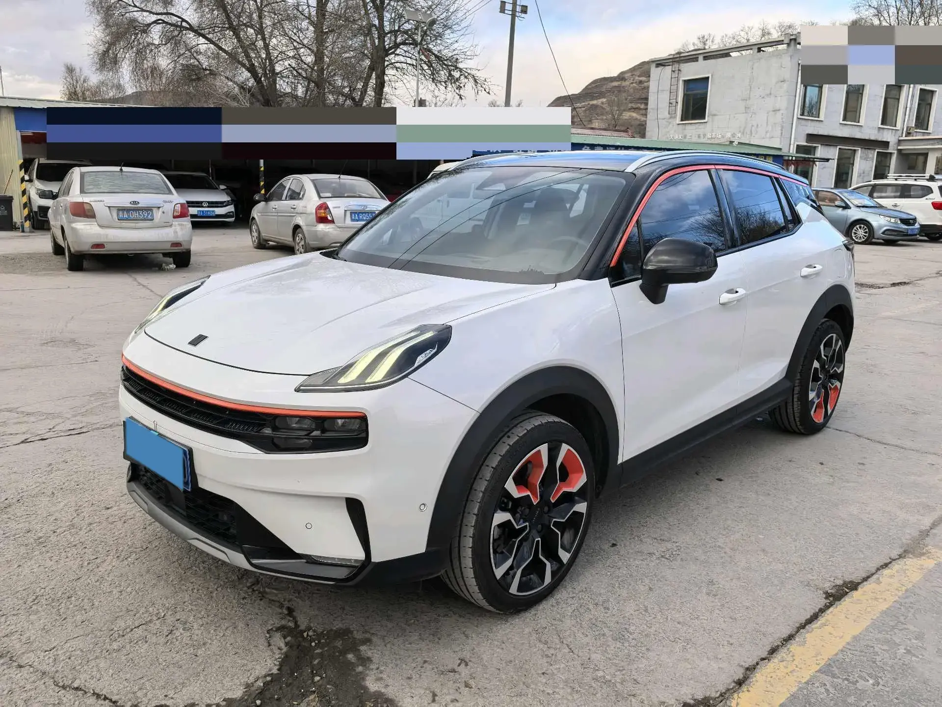 2022 LYNK&CO 06 view 1