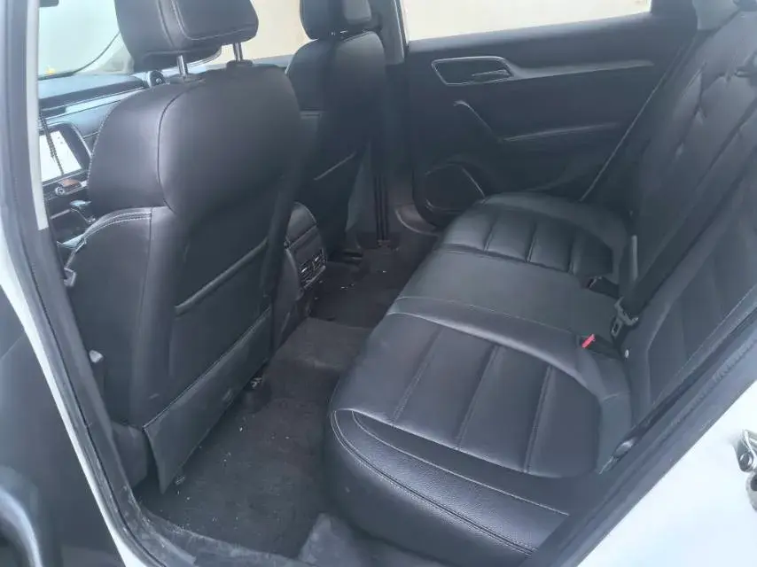 2017 MG MG6 thumbnail 3