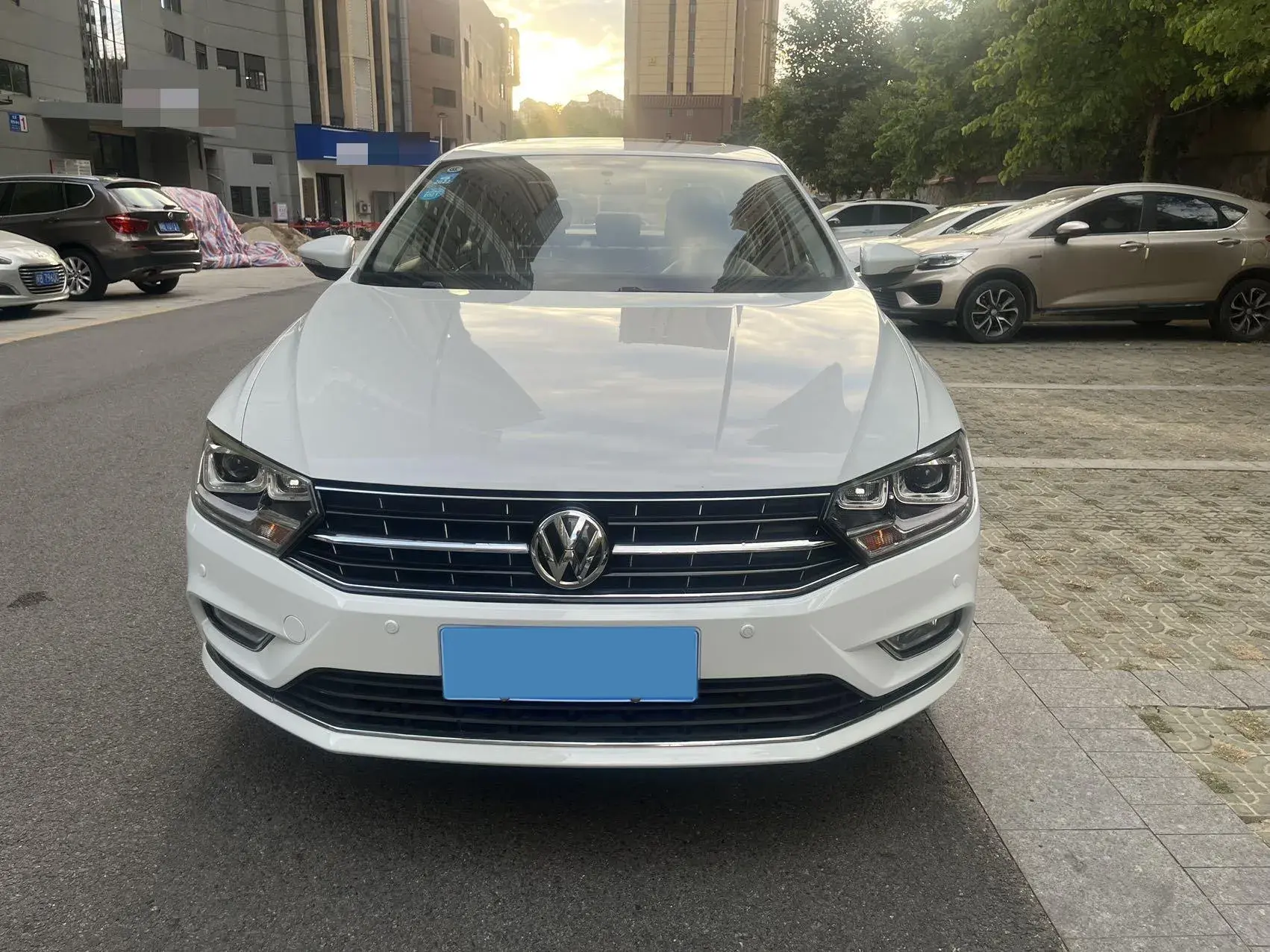 2018 VOLKSWAGEN BORA thumbnail 2