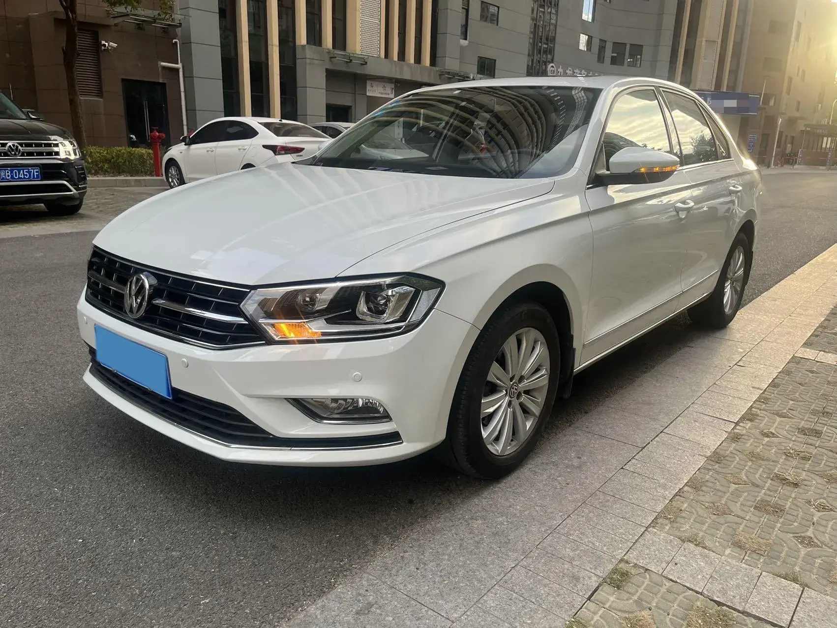 2018 VOLKSWAGEN BORA view 1