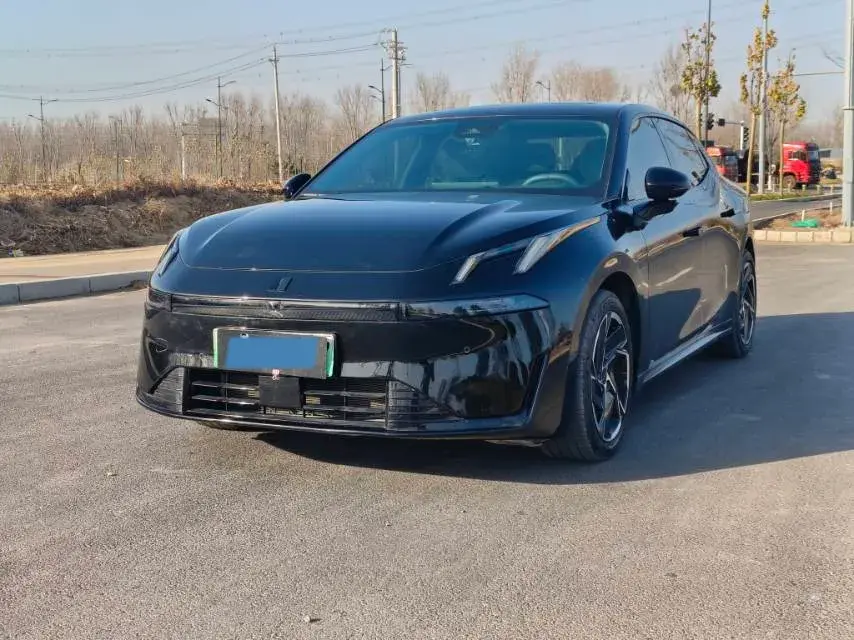 2024 LYNK&CO 07 EM-P 1.5T 163HP L4 3DHT PHEV 18.99KWH