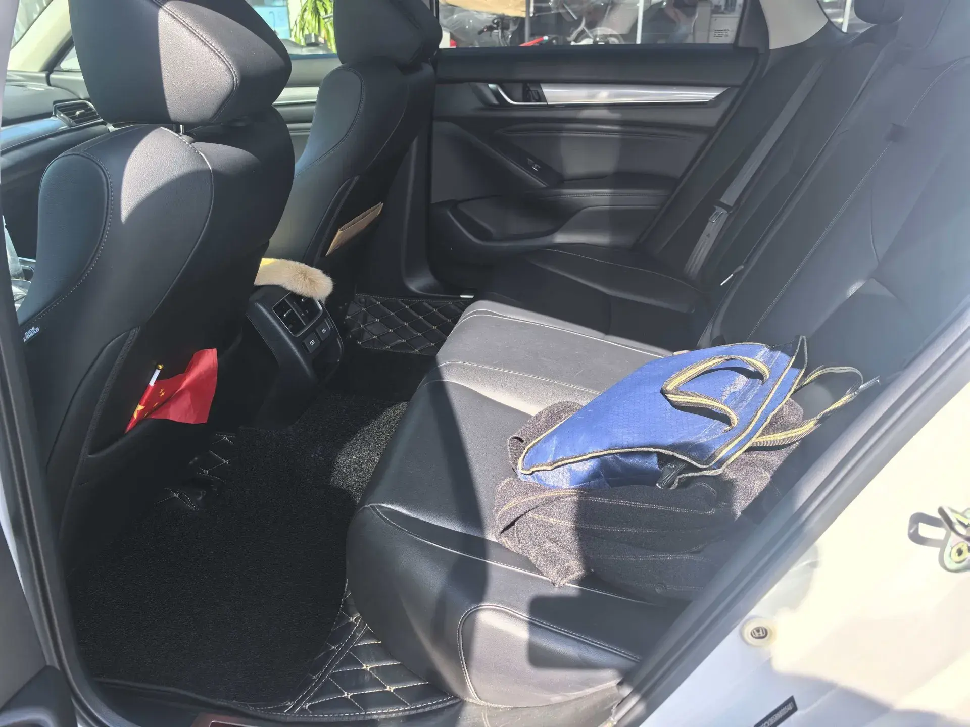 2022 HONDA ACCORD thumbnail 2