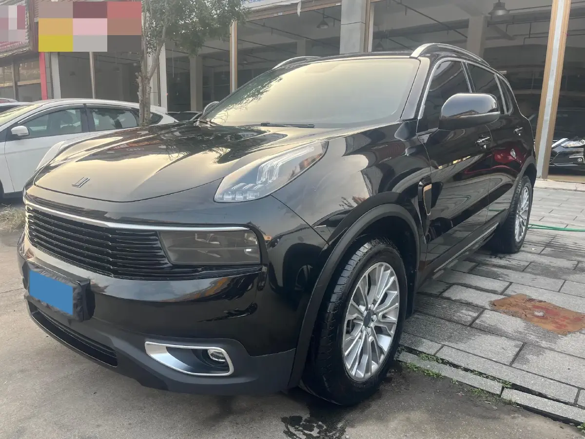 2019 LYNK&CO 01 2.0T 190HP L4 6AT