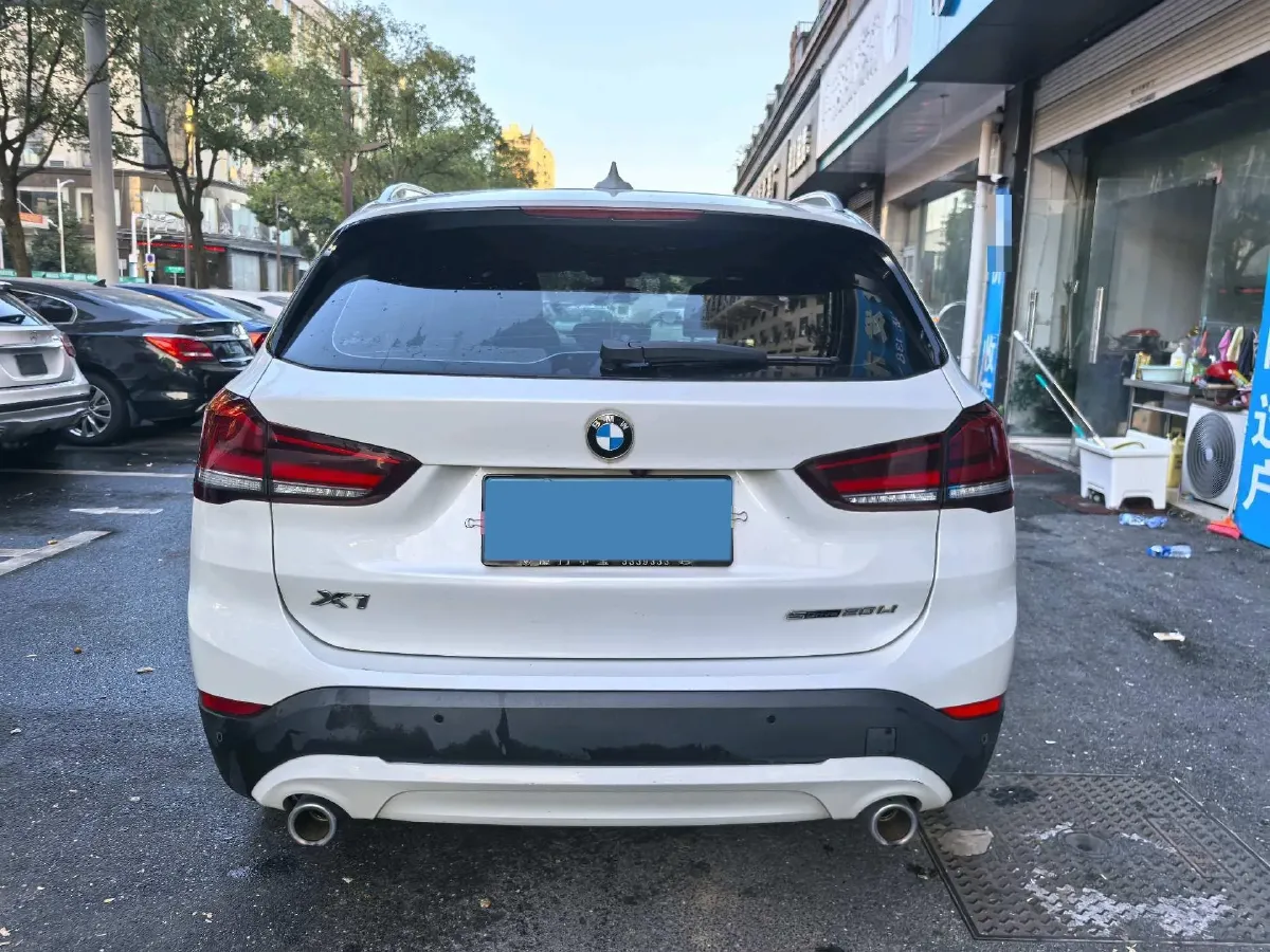 2021 BMW X1 1.5T 140HP L3 7DCT,autocango,china used car exporter,china ev exporter,chinese used car exporter,chinese used ev exporter