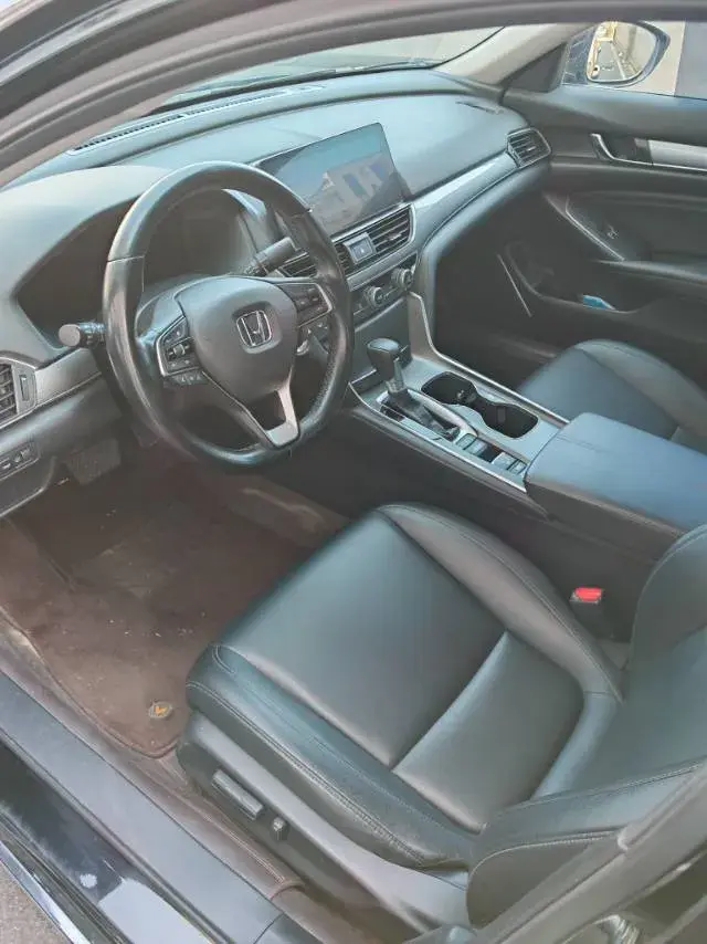 2022 HONDA ACCORD thumbnail 4