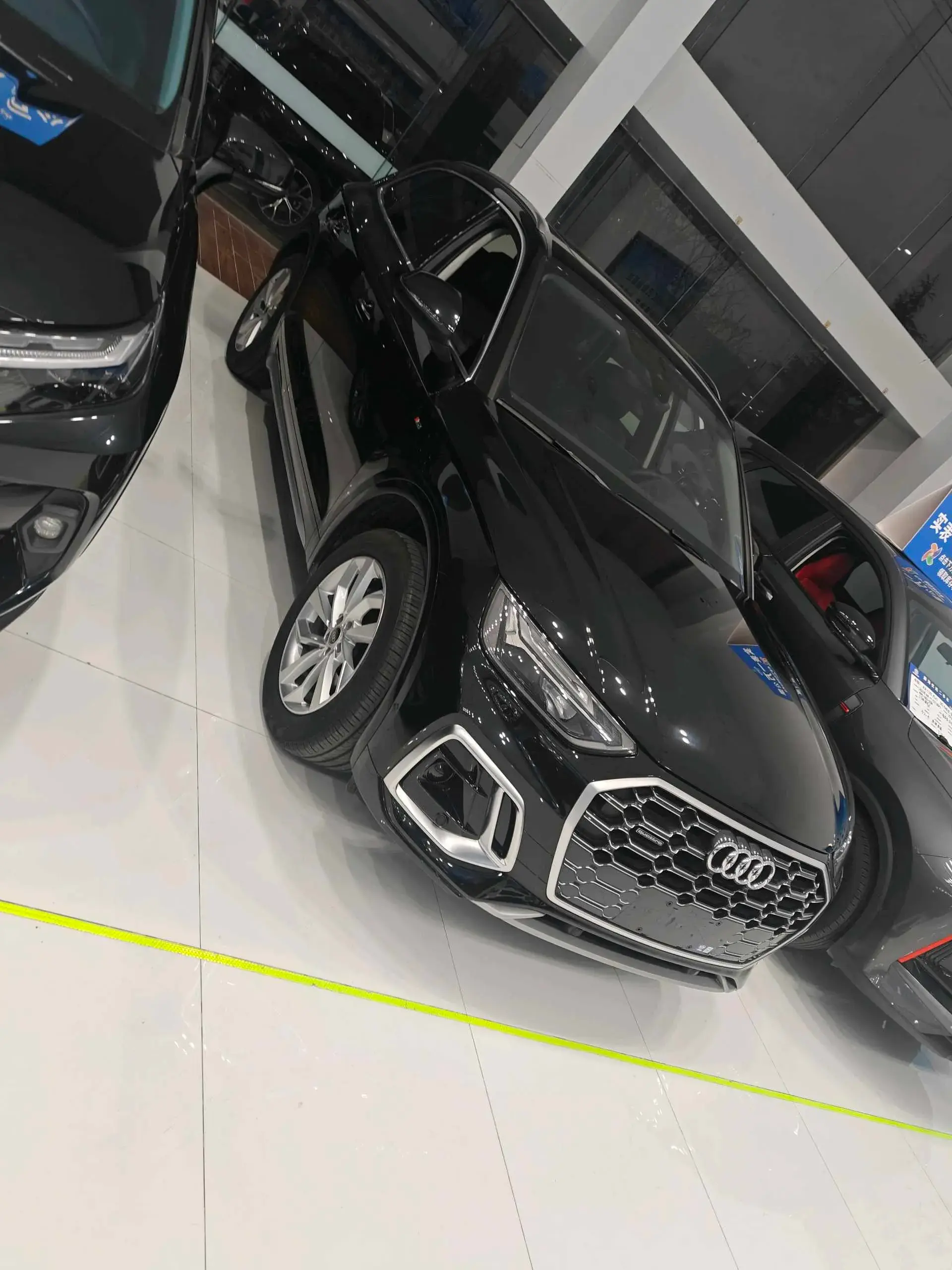 2022 AUDI Q5L thumbnail 3