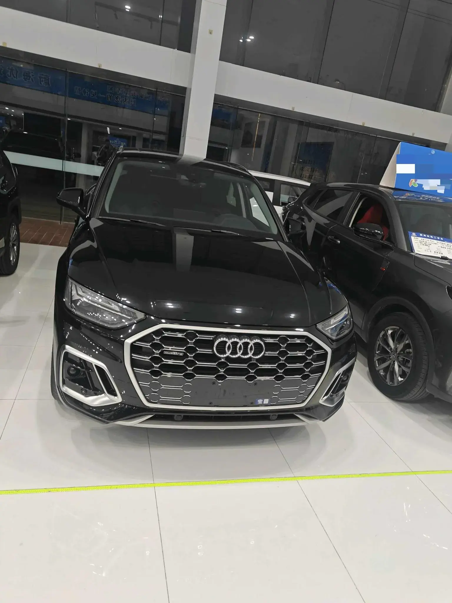 2022 AUDI Q5L thumbnail 2