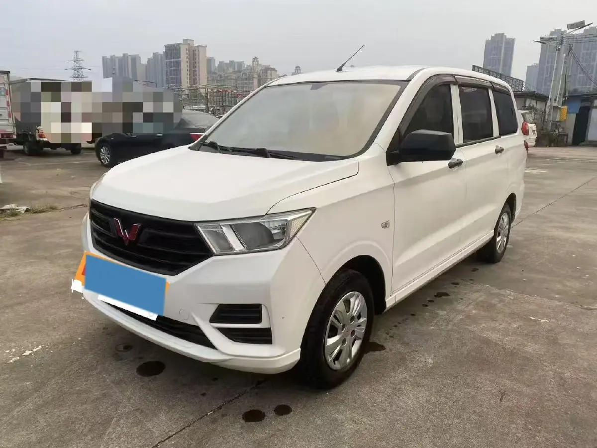 2019 WuLing HongGuang 1.5L 105HP L4 5MT