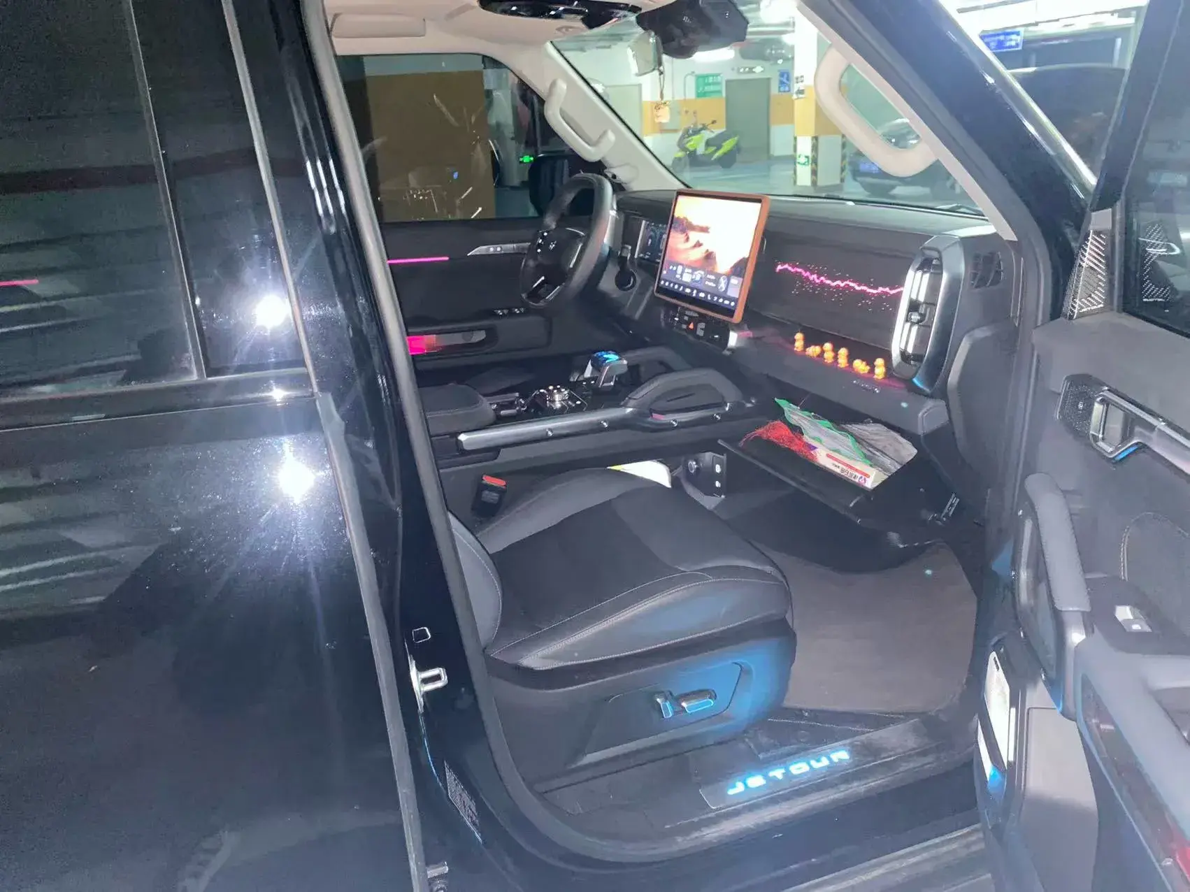 2024 JETOUR SHANHAI thumbnail 4