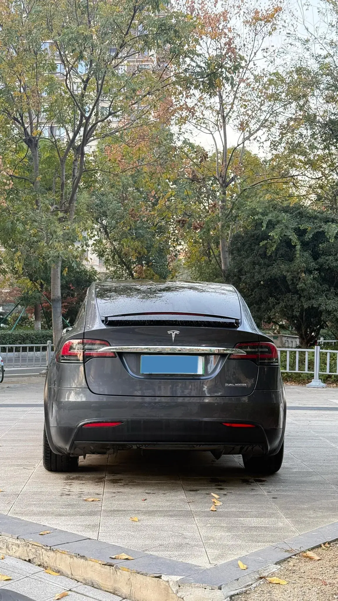 2021 TESLA MODEL thumbnail 4
