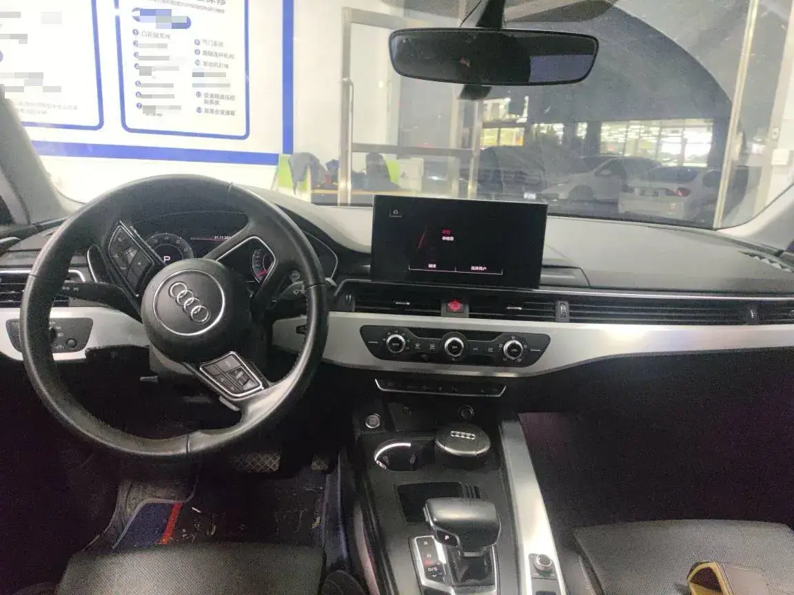 2020 AUDI A4L thumbnail 3