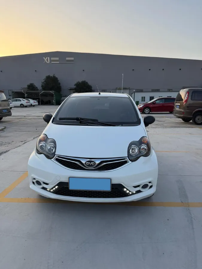 2015 BYD F0 1.0L 68HP L3 5MT,autocango,china used car exporter,china ev exporter,chinese used car exporter,chinese used ev exporter