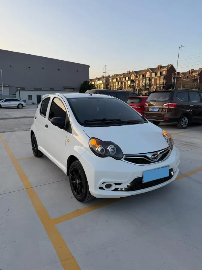 2015 BYD F0 1.0L 68HP L3 5MT,autocango,china used car exporter,china ev exporter,chinese used car exporter,chinese used ev exporter