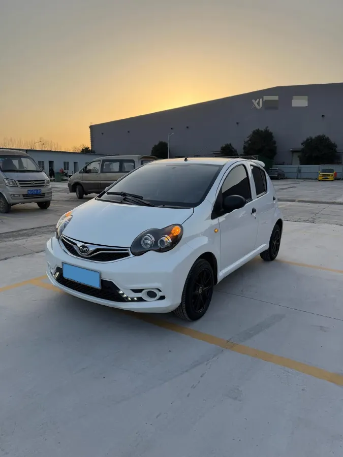2015 BYD F0 1.0L 68HP L3 5MT,autocango,china used car exporter,china ev exporter,chinese used car exporter,chinese used ev exporter