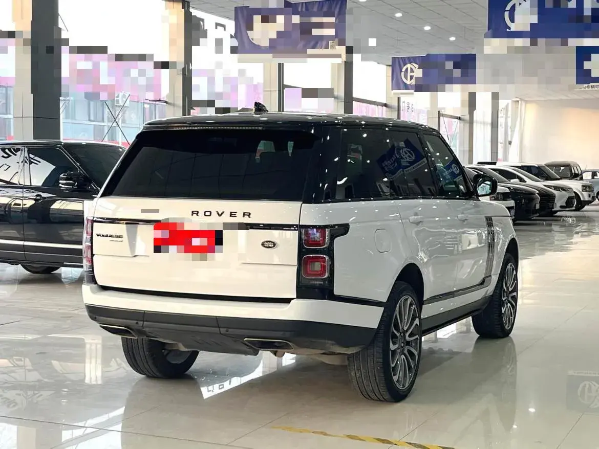 2019 LAND ROVER thumbnail 3