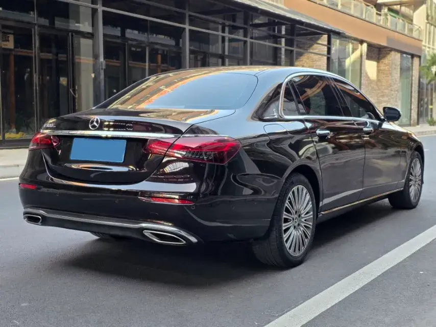 2021 MERCEDES-BENZ E thumbnail 4