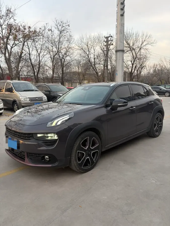 2019 LYNK&CO 02 2.0T 190HP L4 6AT
