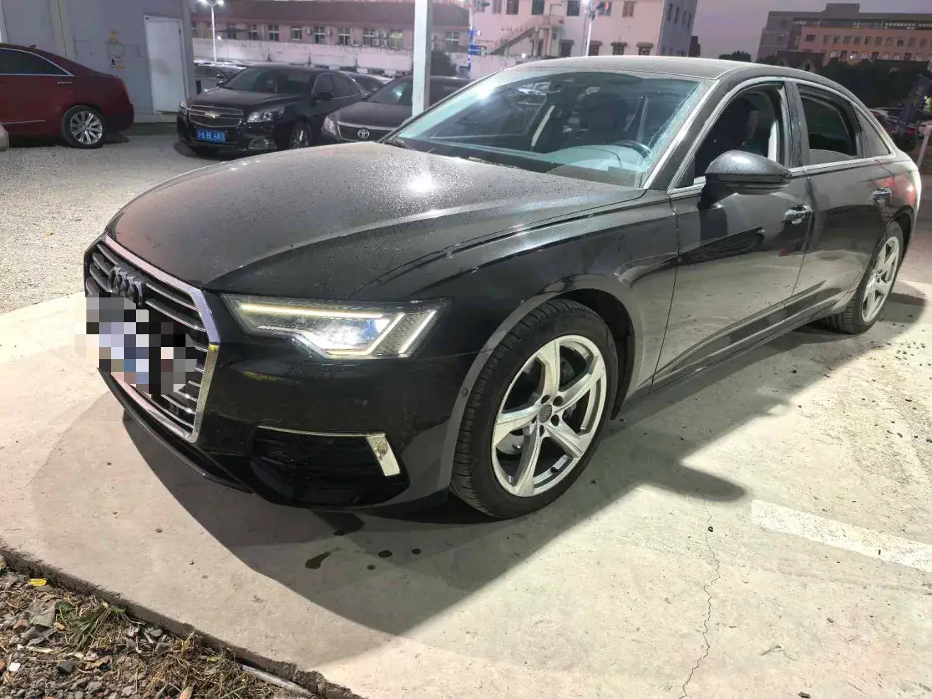 2021 AUDI A6L view 1