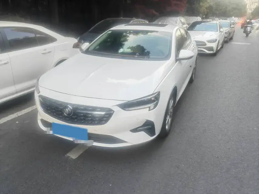 2020 Buick Regal 1.5T 169HP L4 9AT