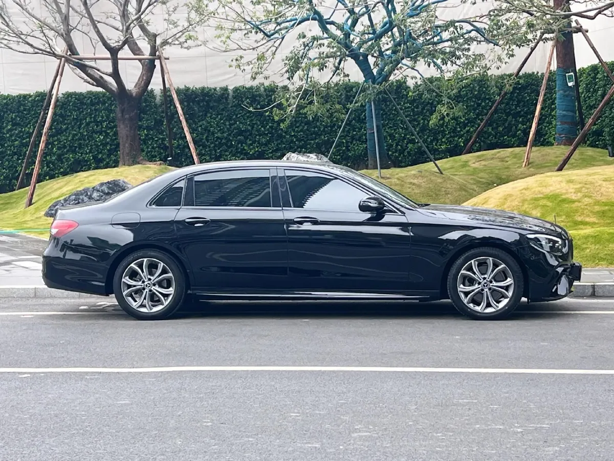 2023 Mercedes-Benz E Class 2.0T 258HP L4 9AT,autocango,china used car exporter,china ev exporter,chinese used car exporter,chinese used ev exporter