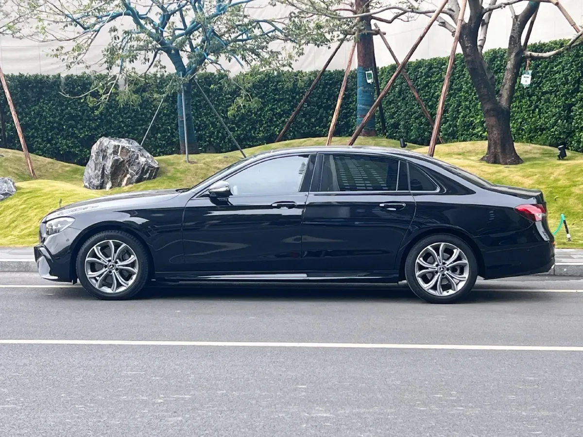 2023 Mercedes-Benz E Class 2.0T 258HP L4 9AT,autocango,china used car exporter,china ev exporter,chinese used car exporter,chinese used ev exporter