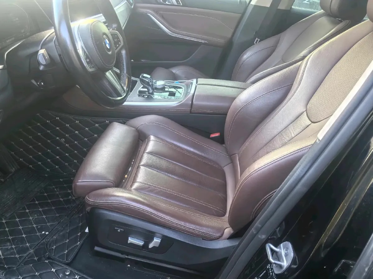 2021 BMW X5 2.0T 265HP L4 8AT,autocango,china used car exporter,china ev exporter,chinese used car exporter,chinese used ev exporter