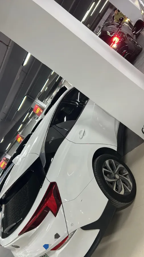 2022 Buick Velite 6 BEV 61.1KWH,autocango,china used car exporter,china ev exporter,chinese used car exporter,chinese used ev exporter