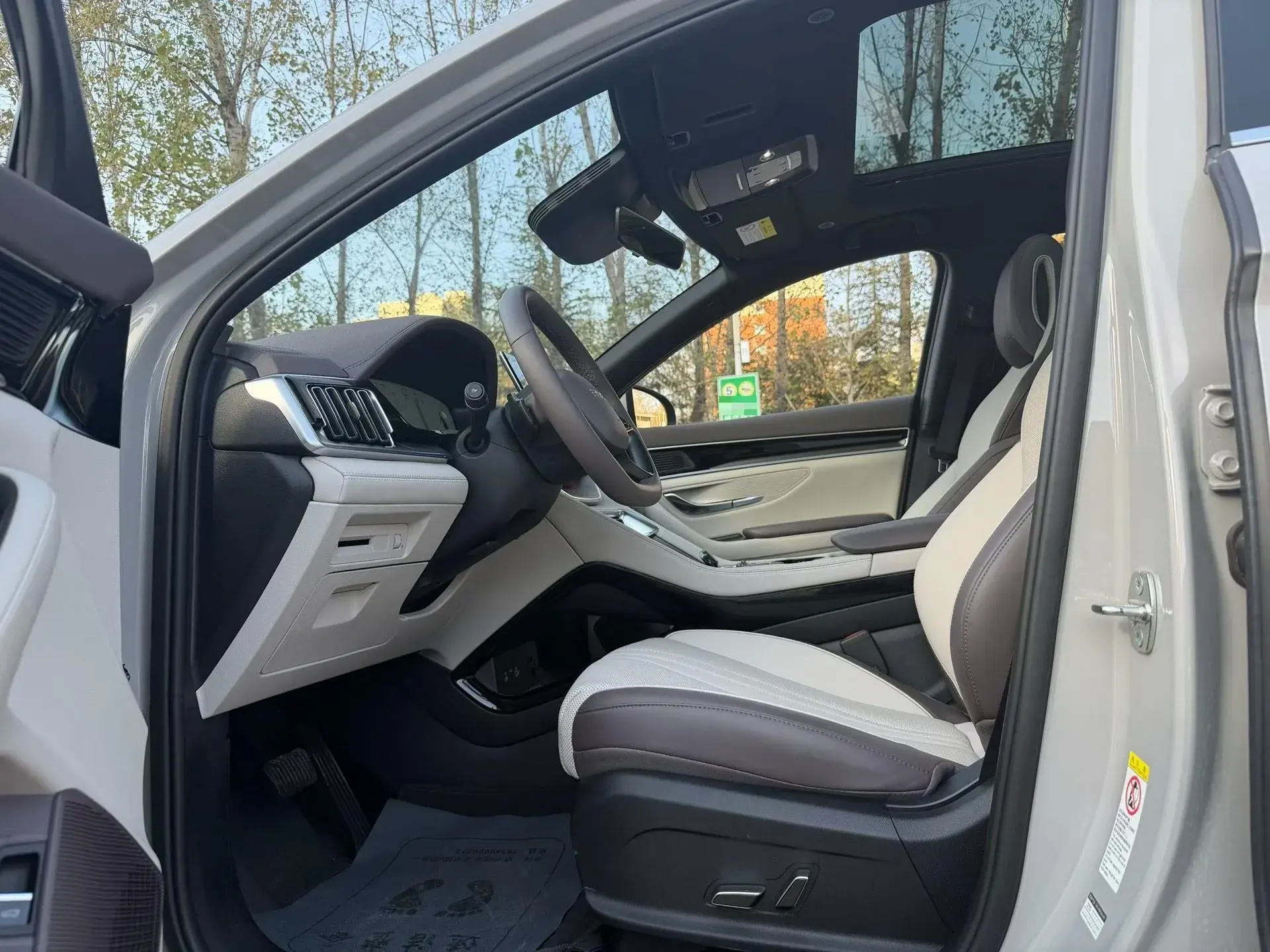 2025 BYD SONG thumbnail 4