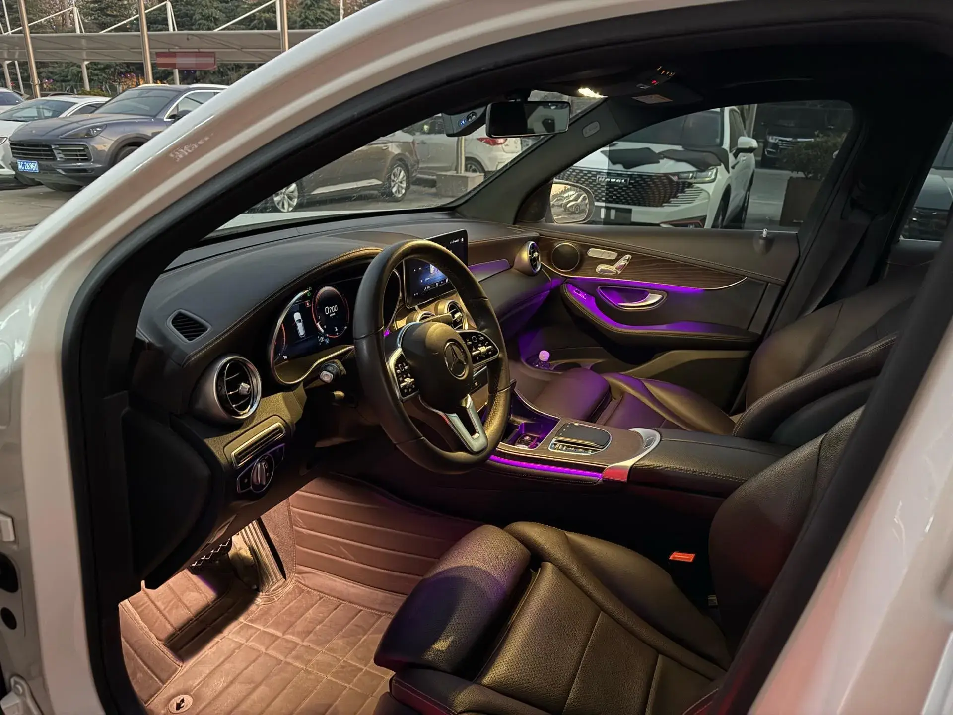 2020 MERCEDES-BENZ GLC thumbnail 3