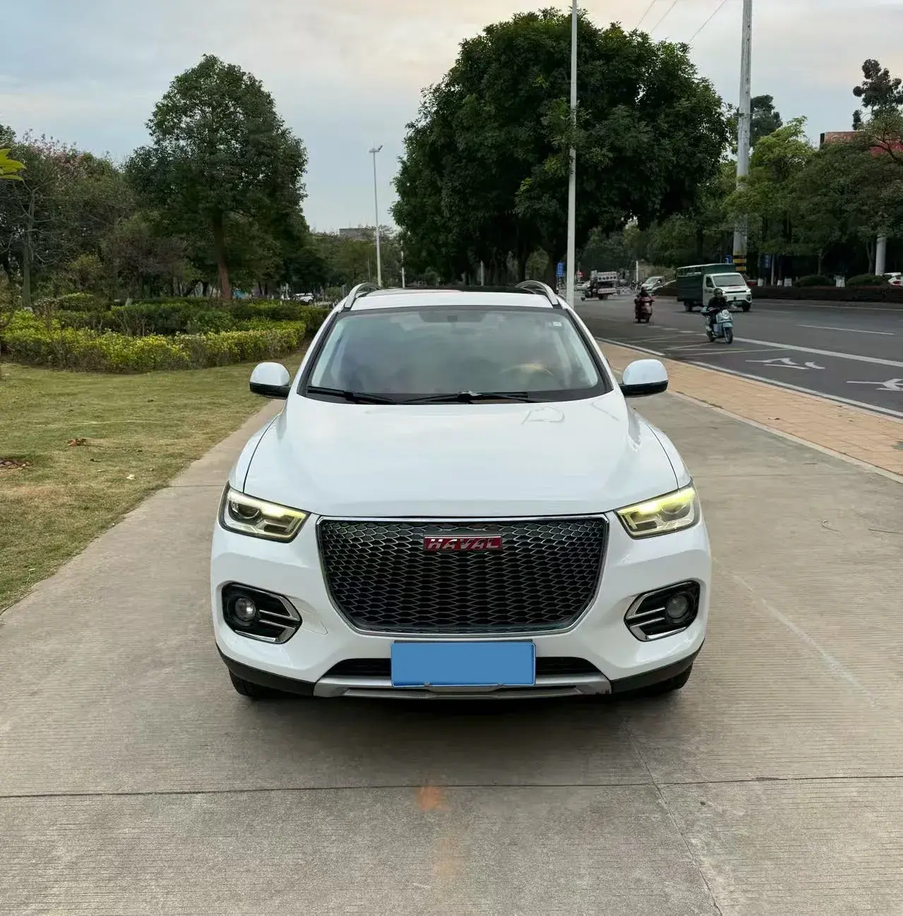2018 HAVAL H2S thumbnail 2