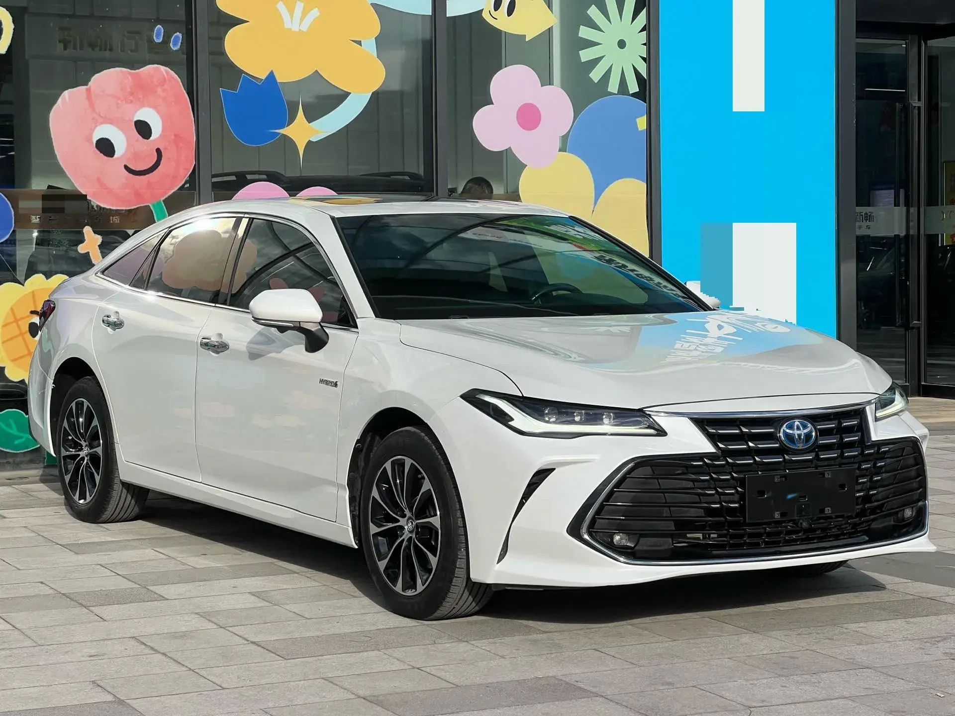 2022 TOYOTA AVALON thumbnail 2