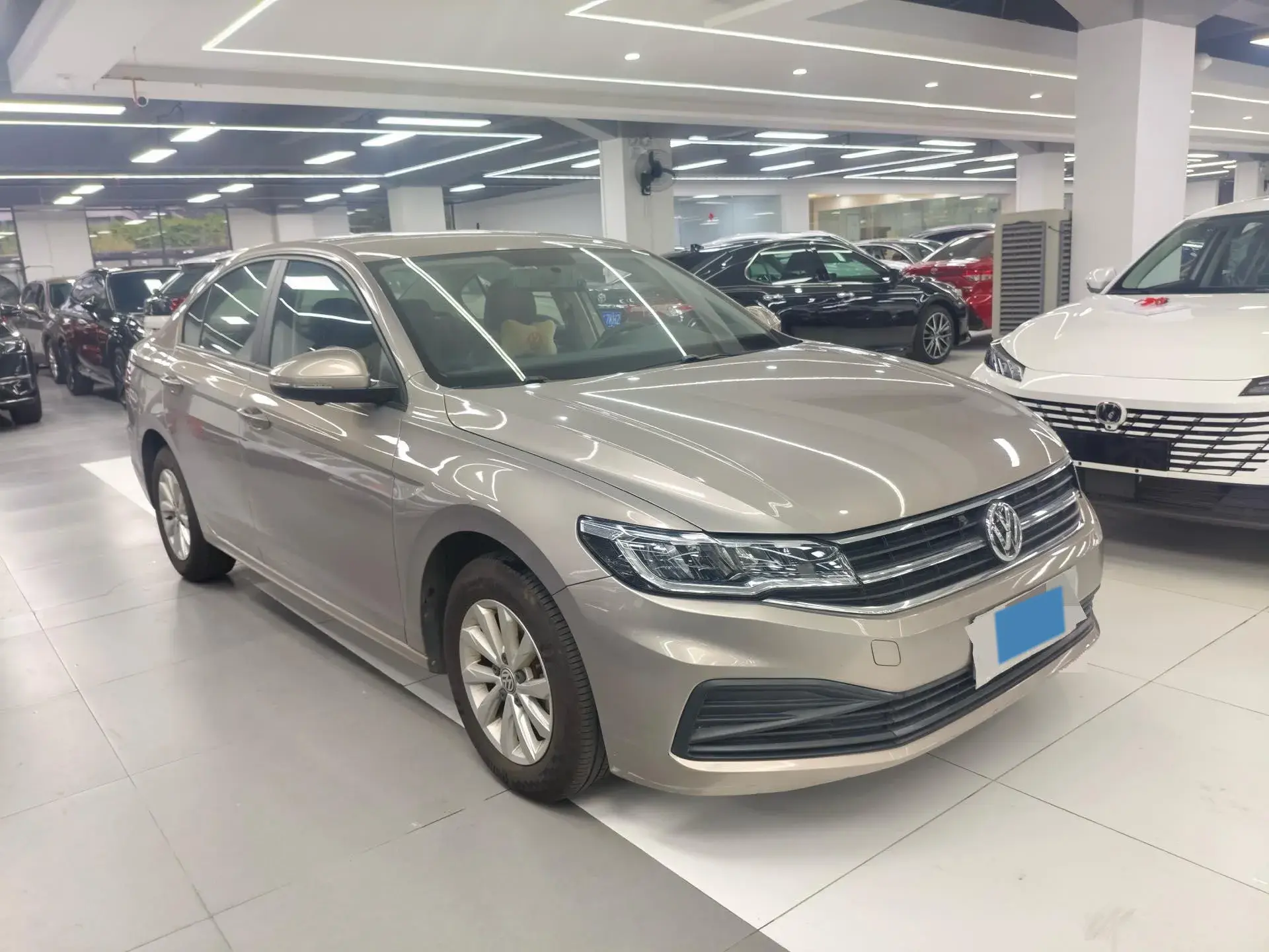 2020 VOLKSWAGEN BORA thumbnail 2