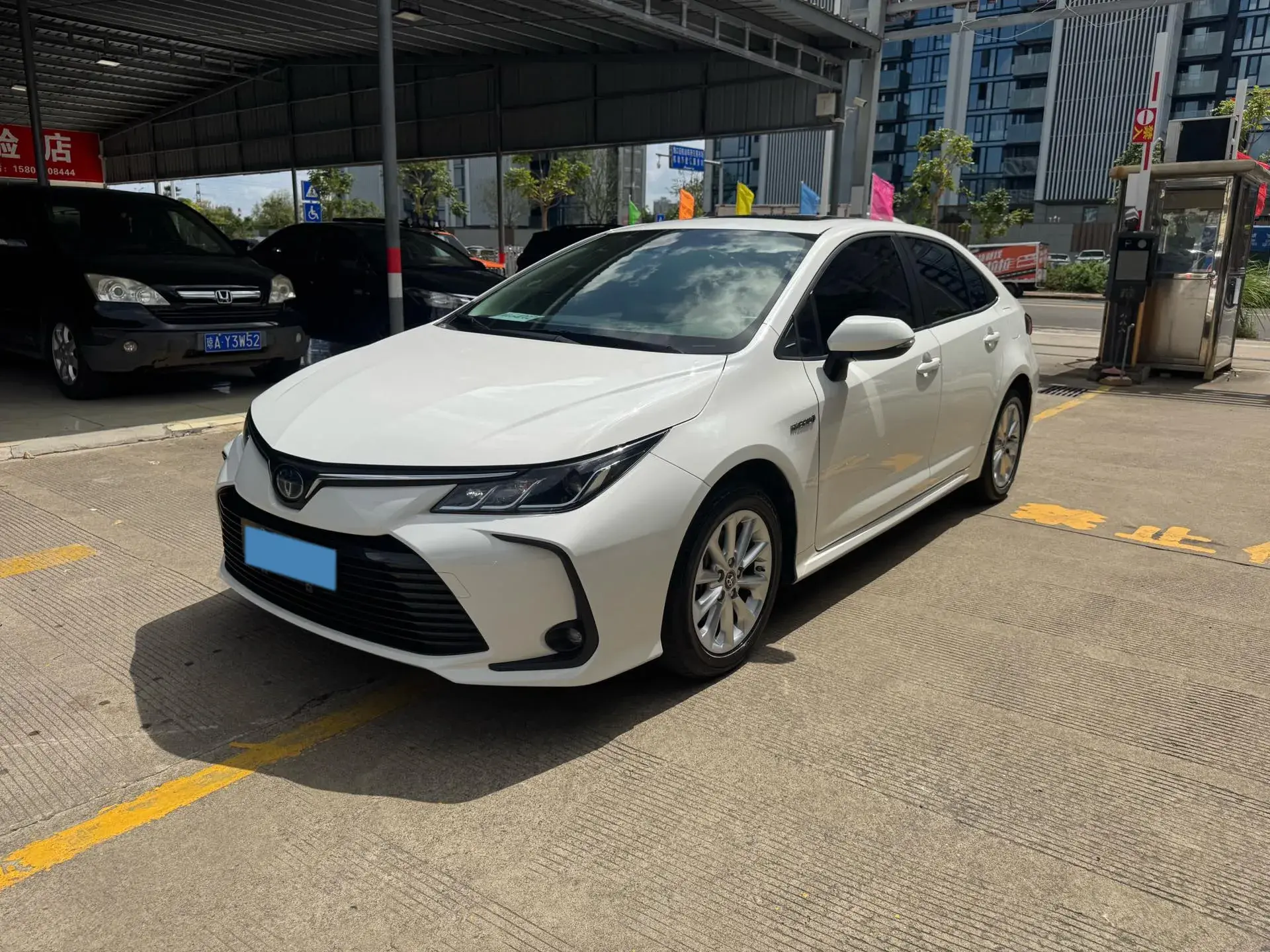 2021 TOYOTA COROLLA view 1