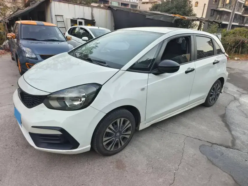 2021 HONDA FIT view 1