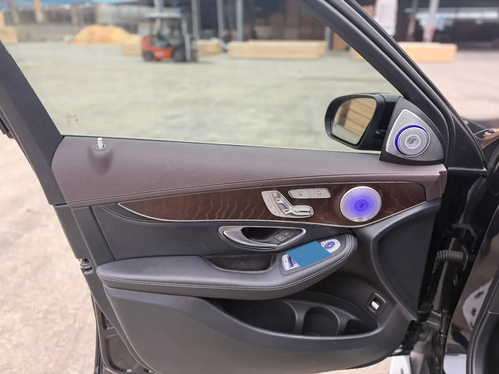 2020 MERCEDES-BENZ GLC thumbnail 4