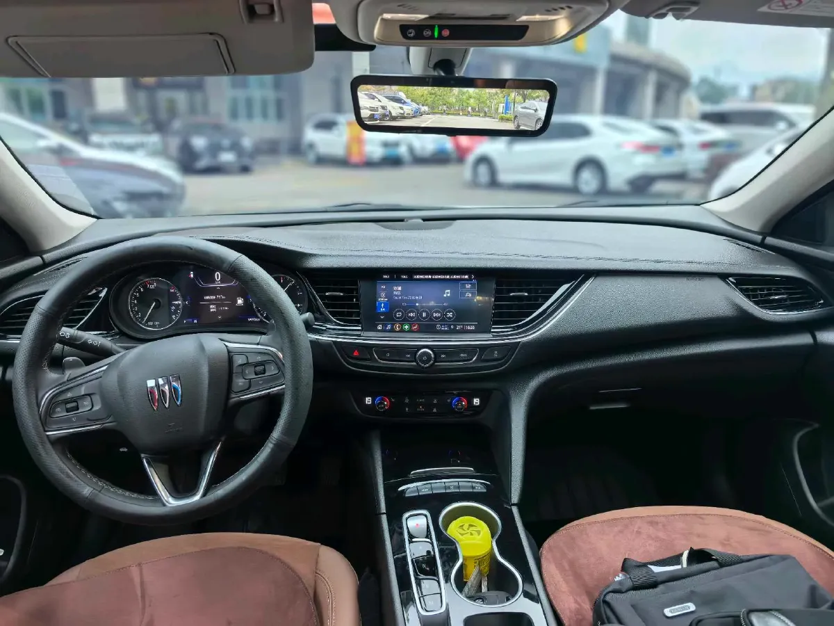 2025 Buick Regal 2.0T 237HP L4 9AT,autocango,china used car exporter,china ev exporter,chinese used car exporter,chinese used ev exporter