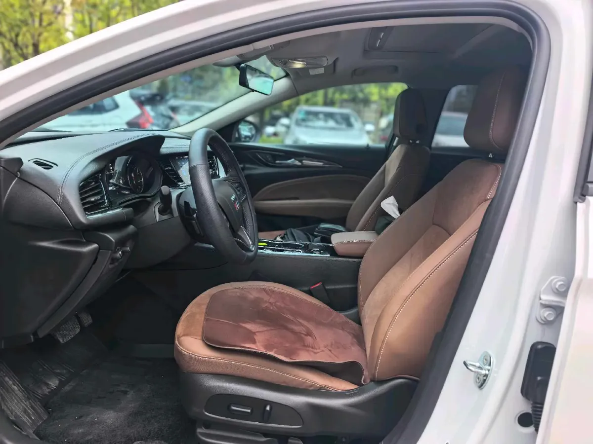 2025 Buick Regal 2.0T 237HP L4 9AT,autocango,china used car exporter,china ev exporter,chinese used car exporter,chinese used ev exporter