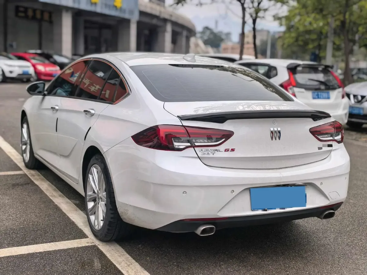 2025 Buick Regal 2.0T 237HP L4 9AT,autocango,china used car exporter,china ev exporter,chinese used car exporter,chinese used ev exporter