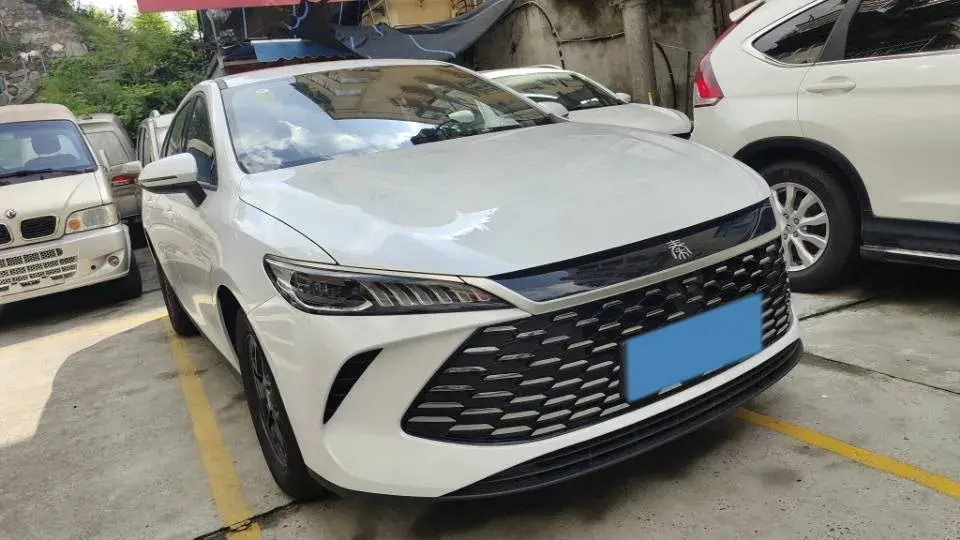 2025 BYD QIN thumbnail 3